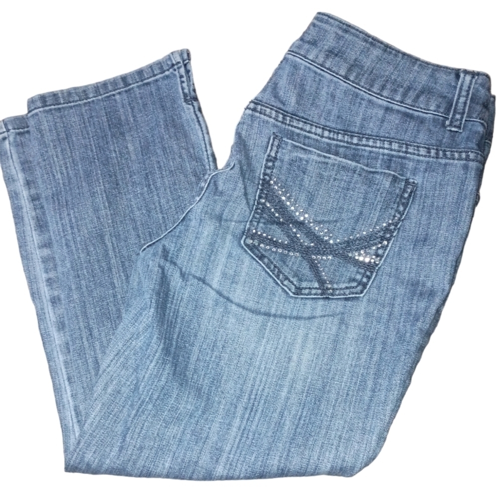 Chico's Platinum Denim Capris Size 00 (US Size 2)